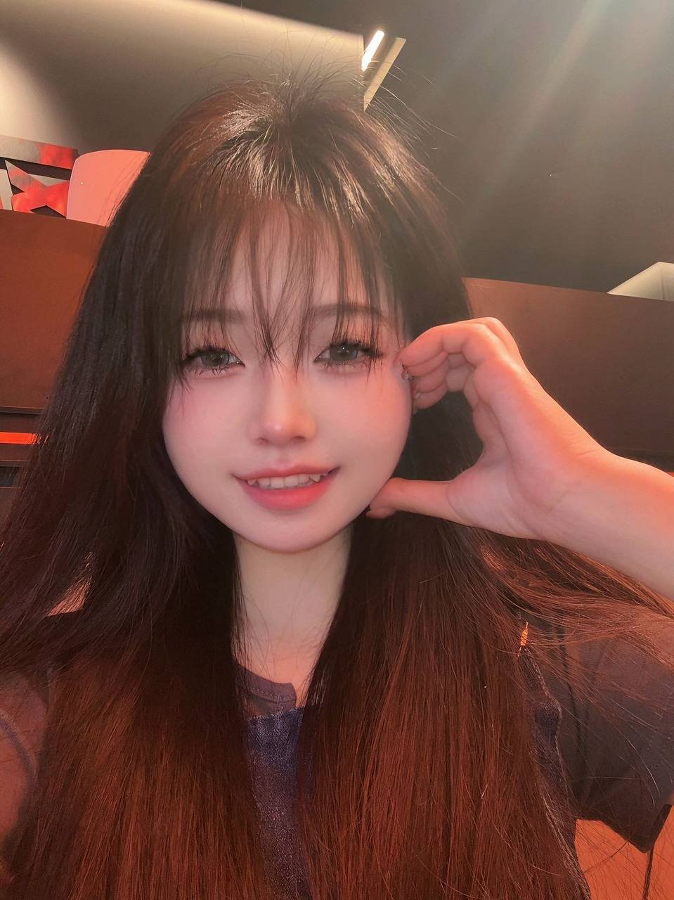 151100