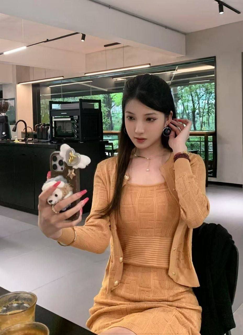 151132