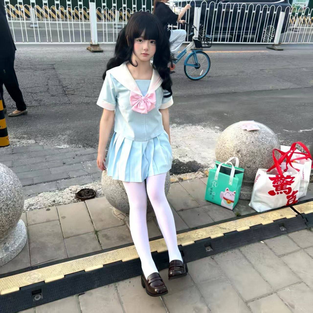 151134
