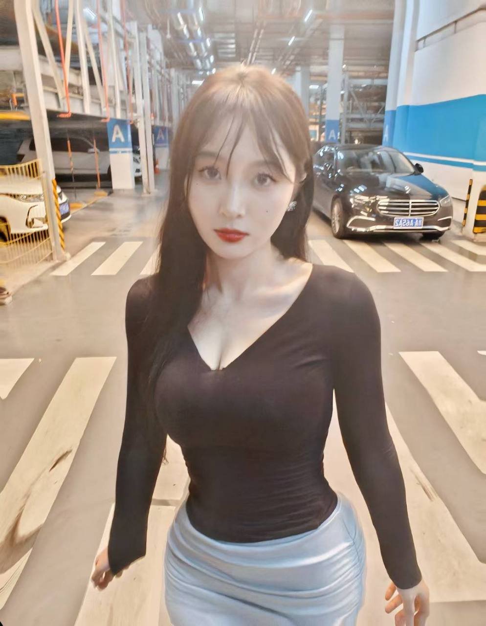 151196