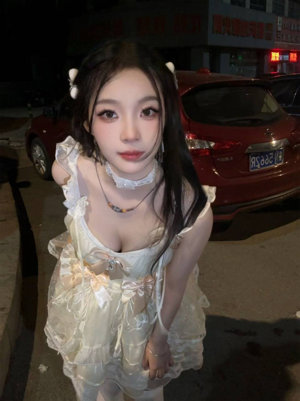 151990