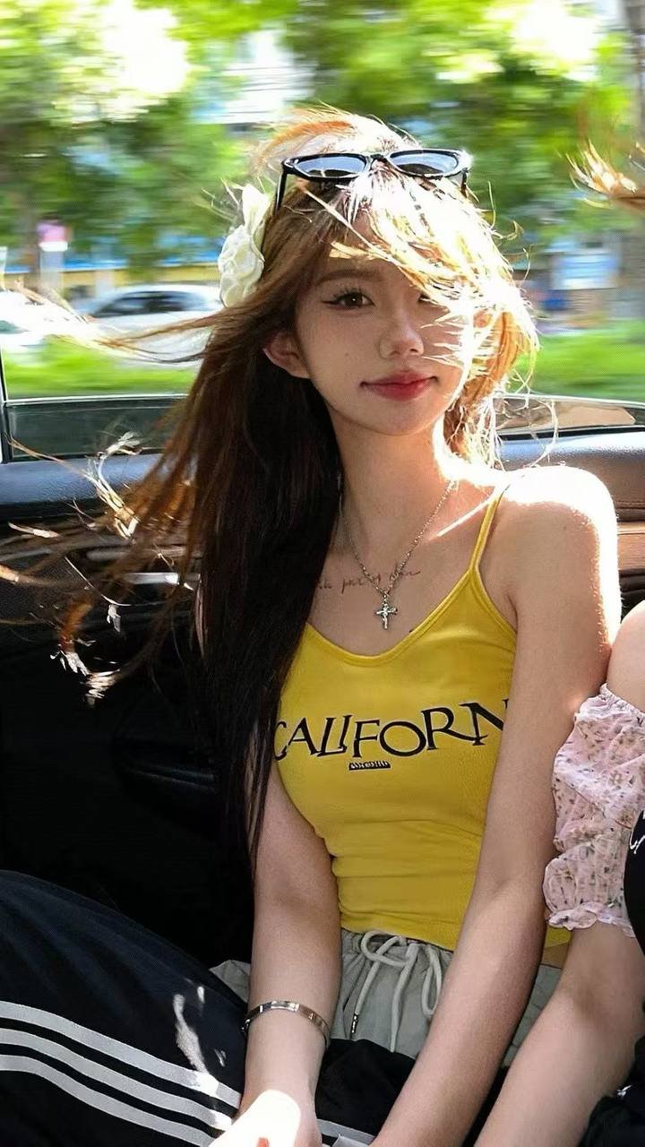 152044