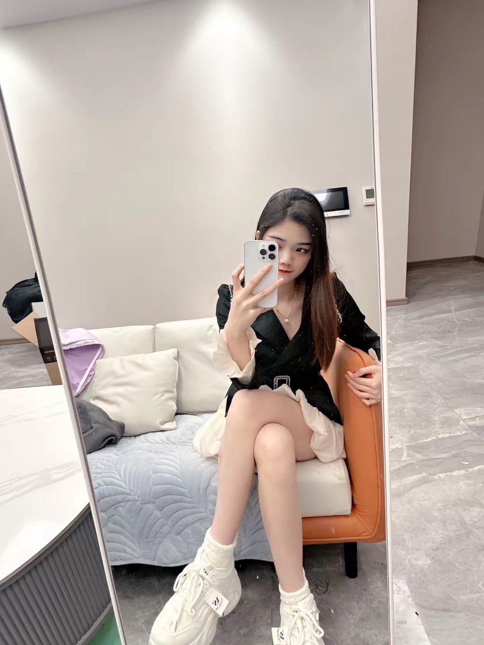 152052