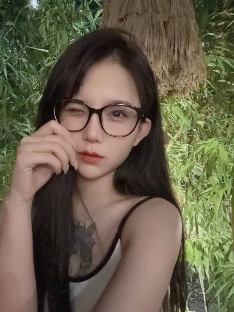 152056