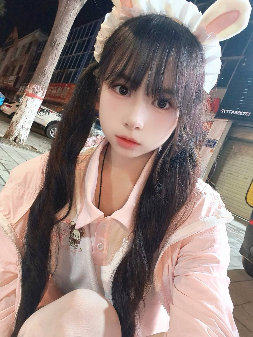 152074