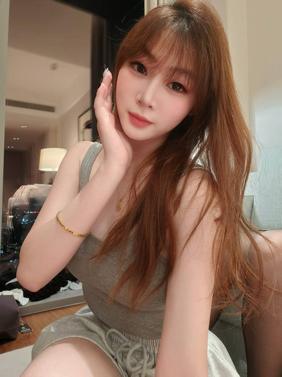 152078