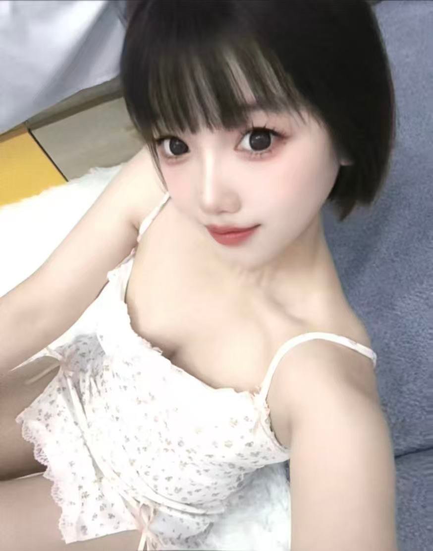 152096