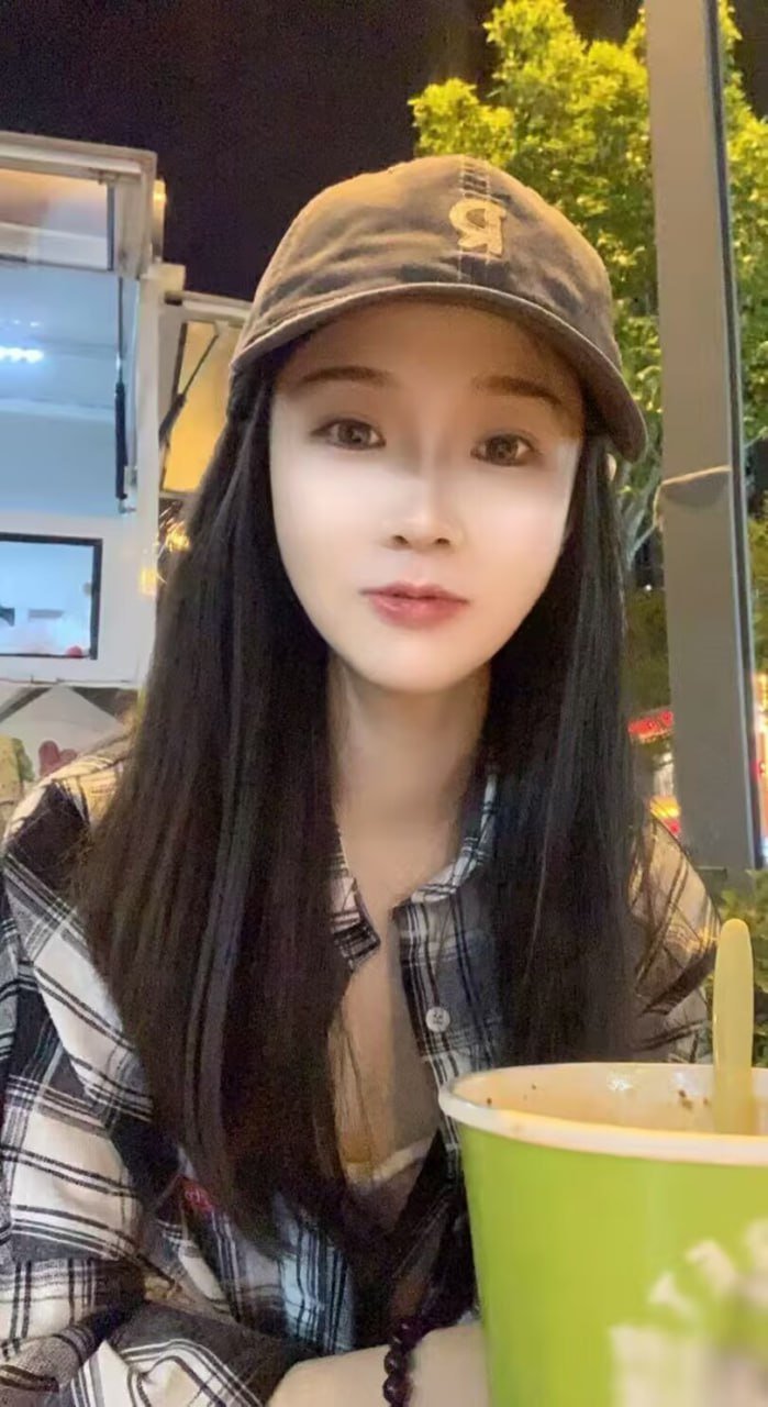 152102