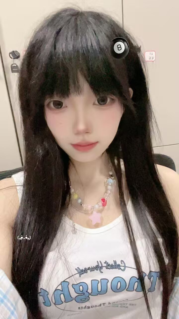 152104