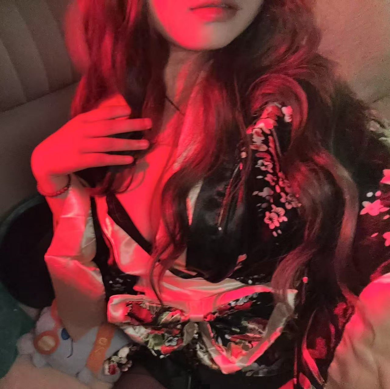 152106