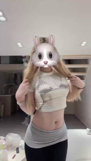 152208