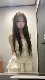 152232