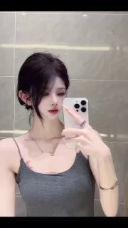 152735