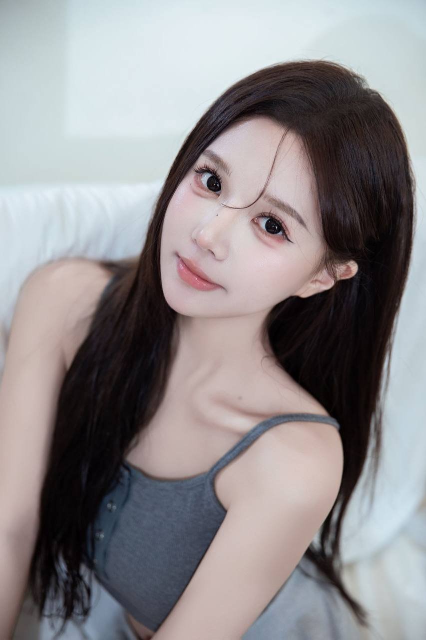 152752