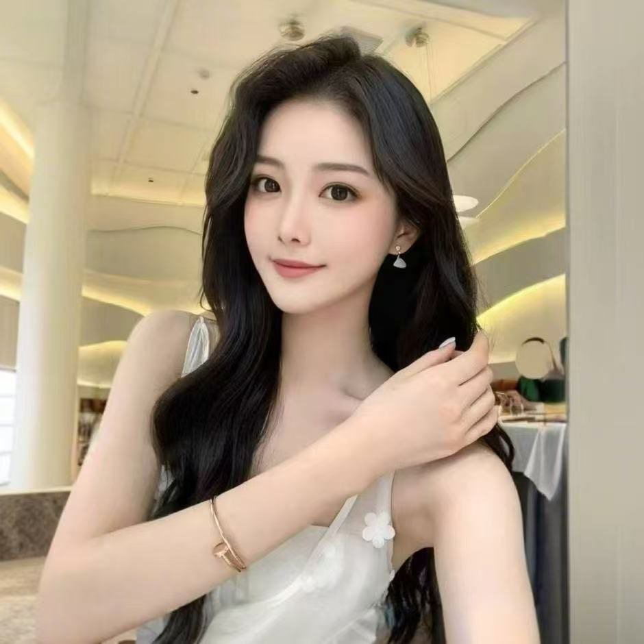 152931