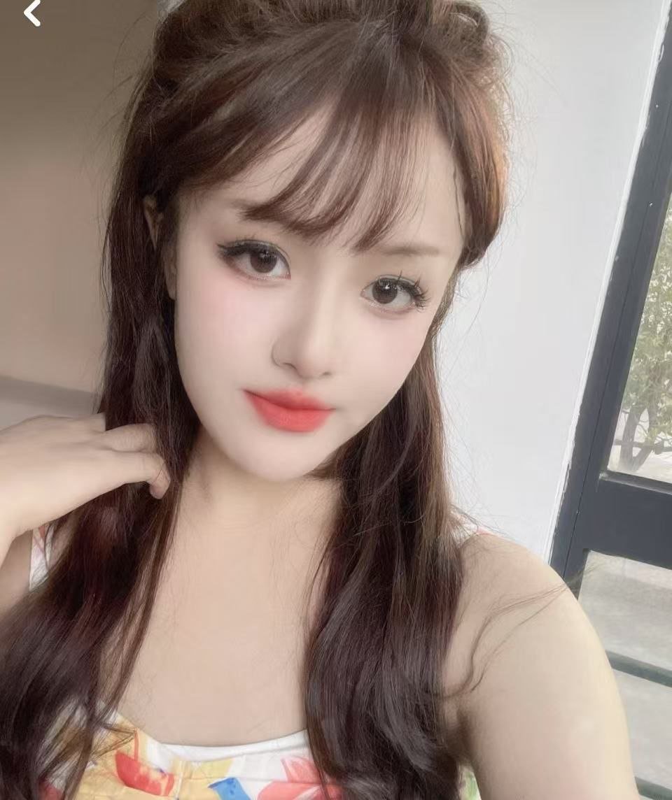 153004