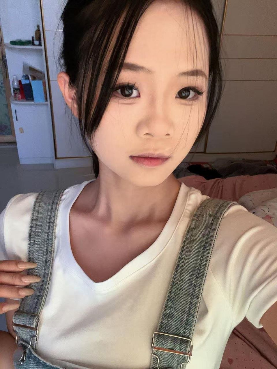 153125
