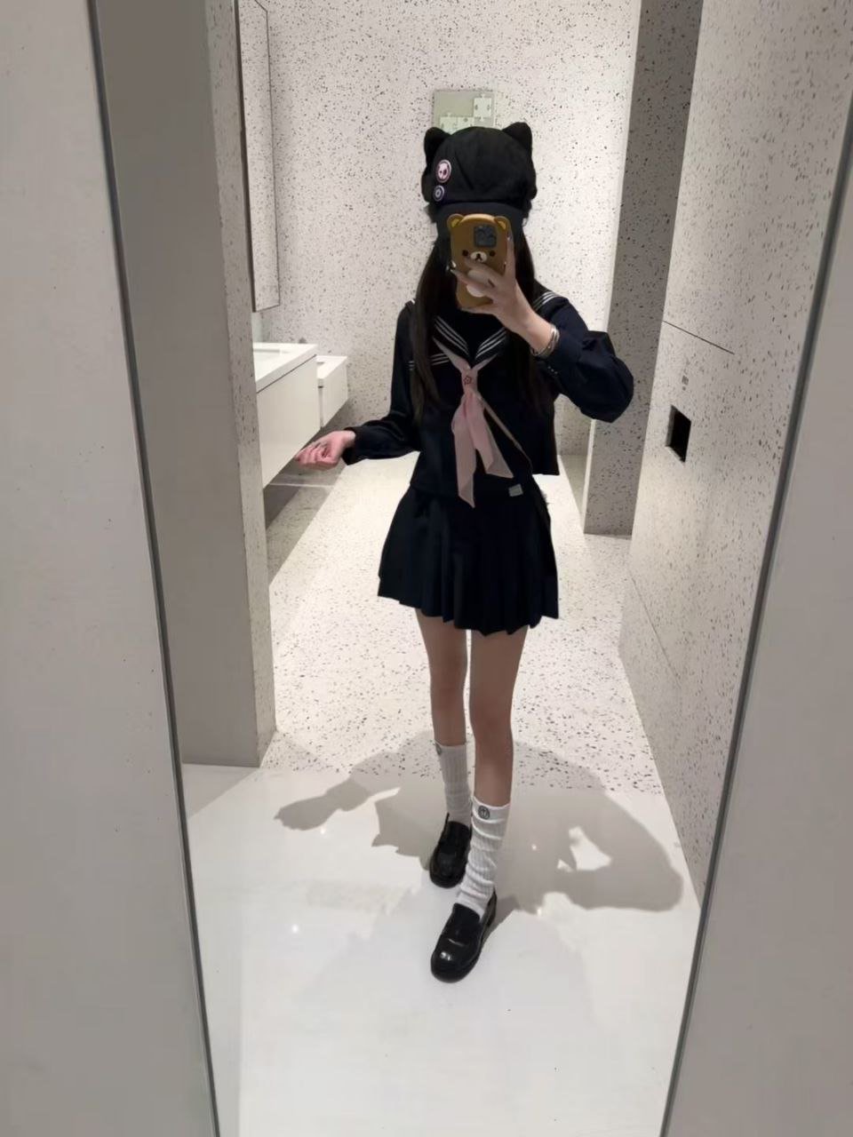 153194