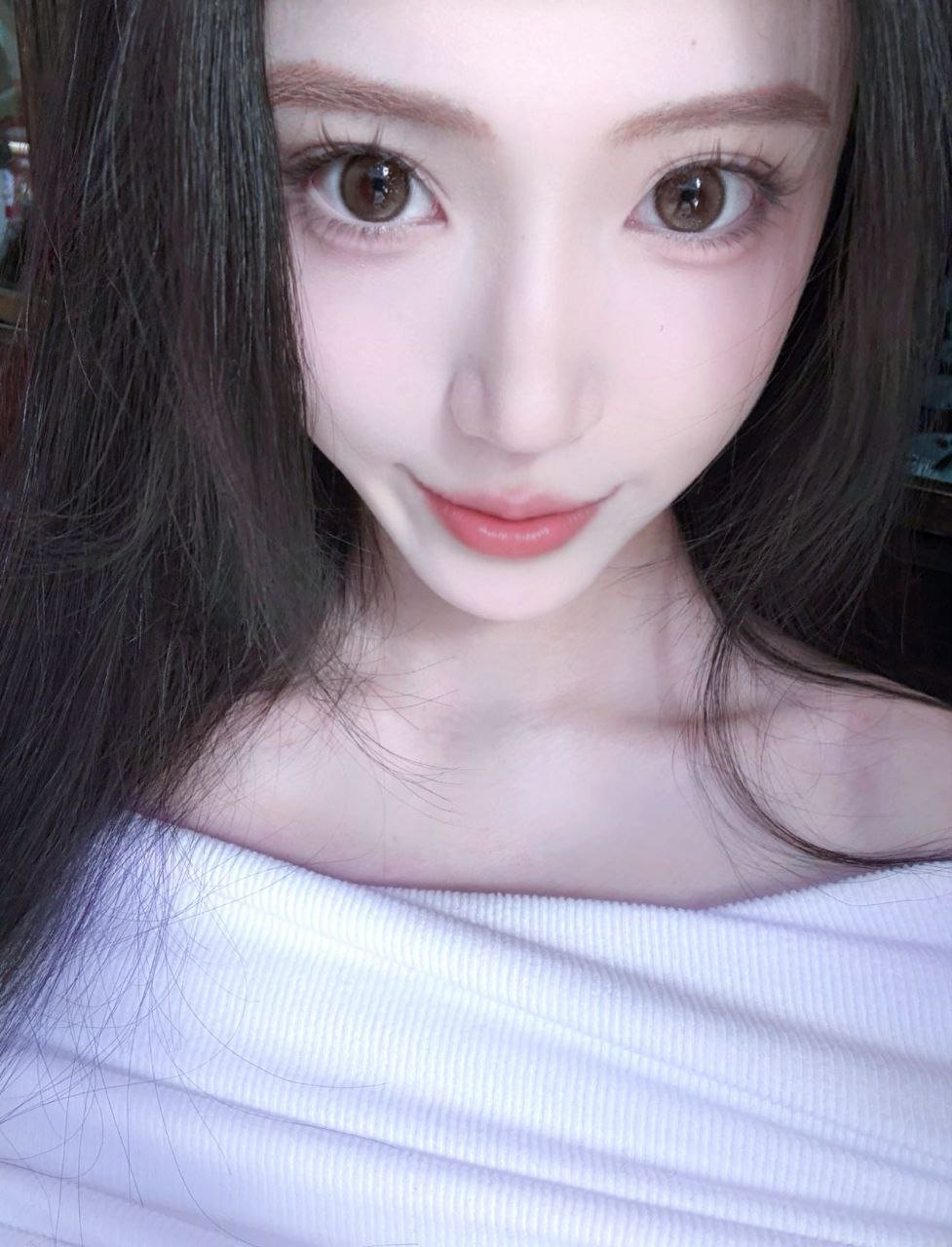 153240