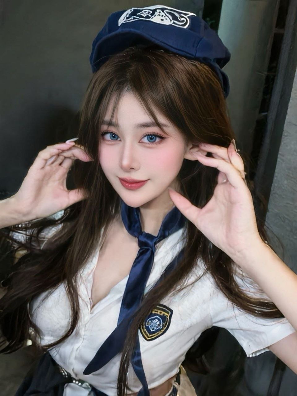 153504