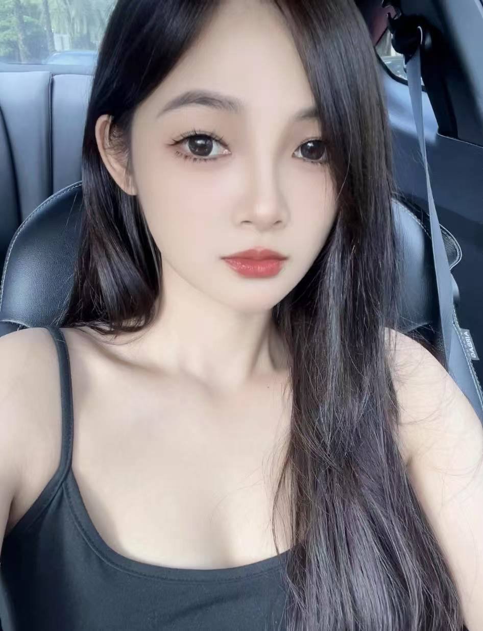 153894