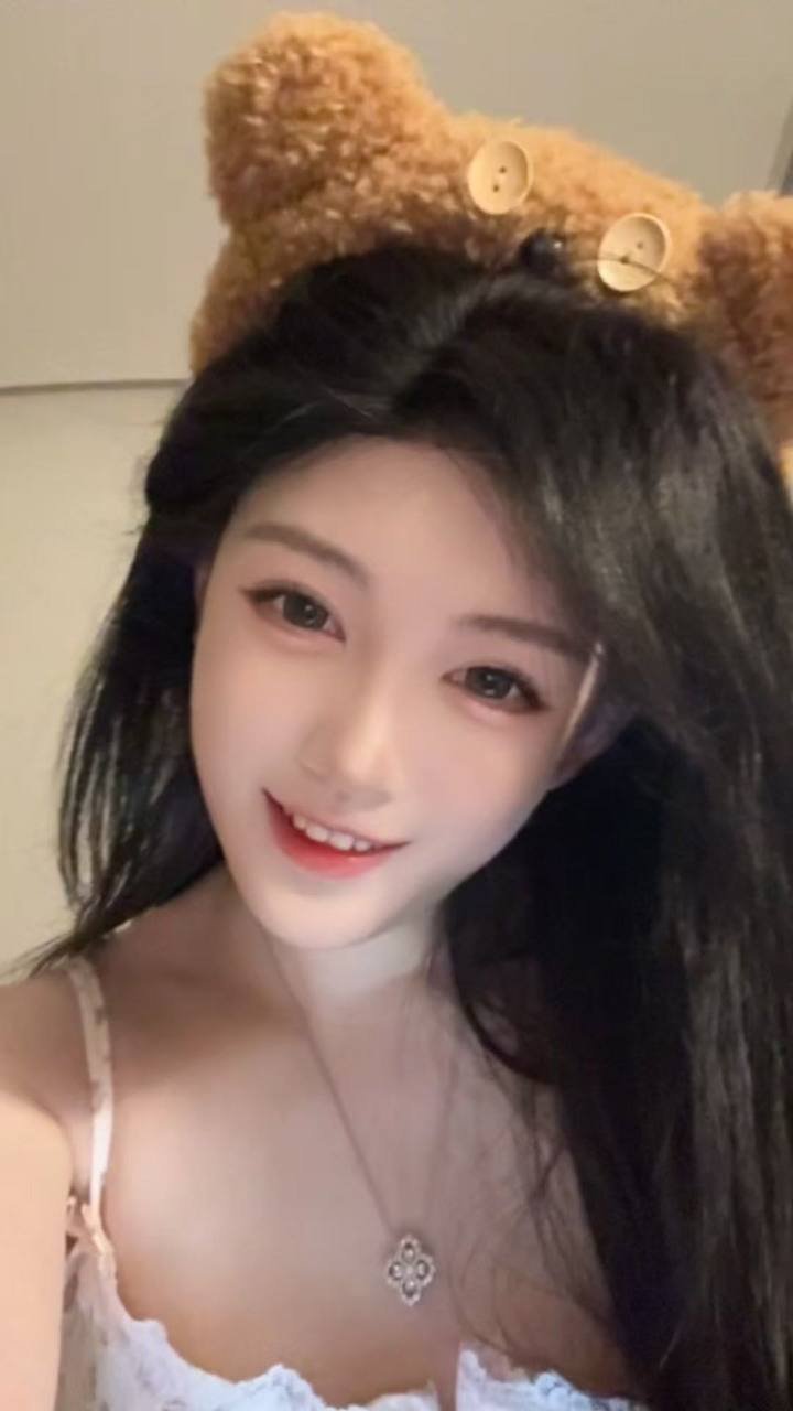 153902