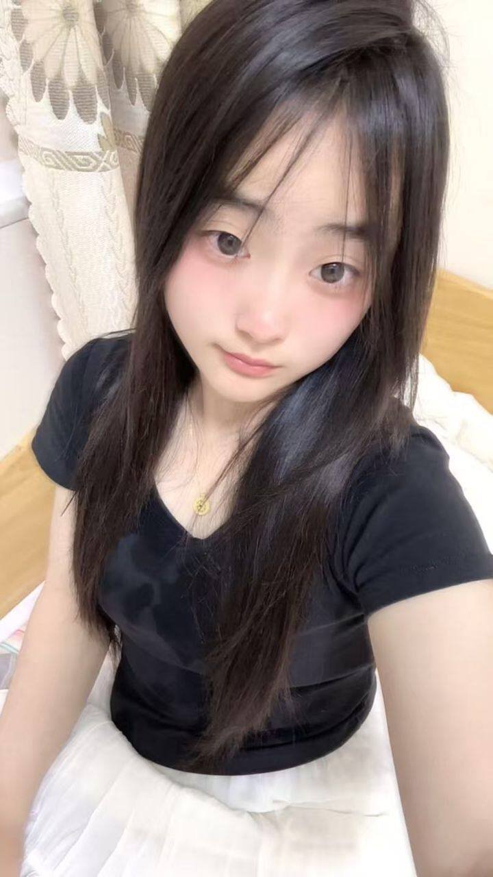 154030