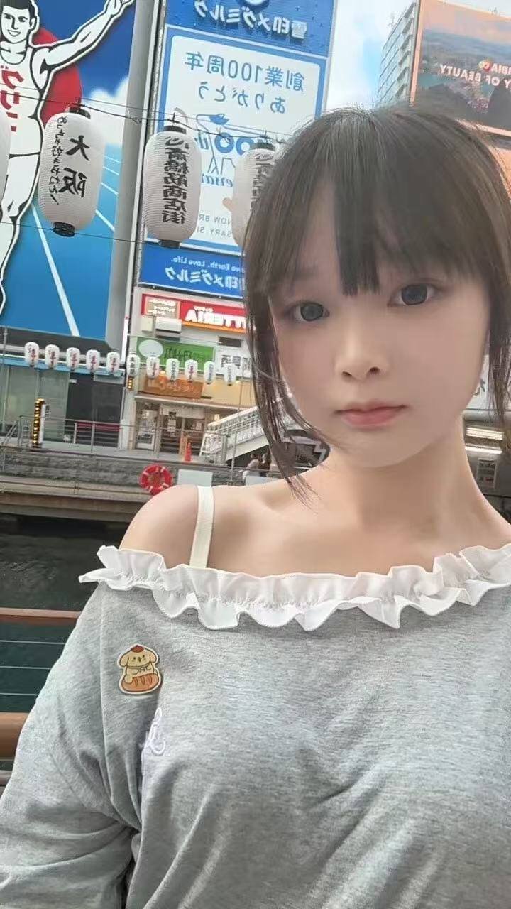 154044