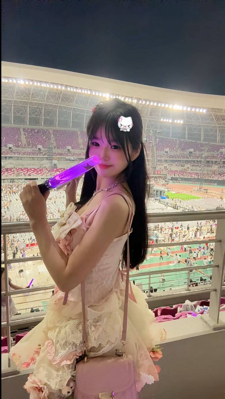 154050