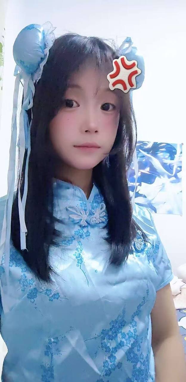 154052