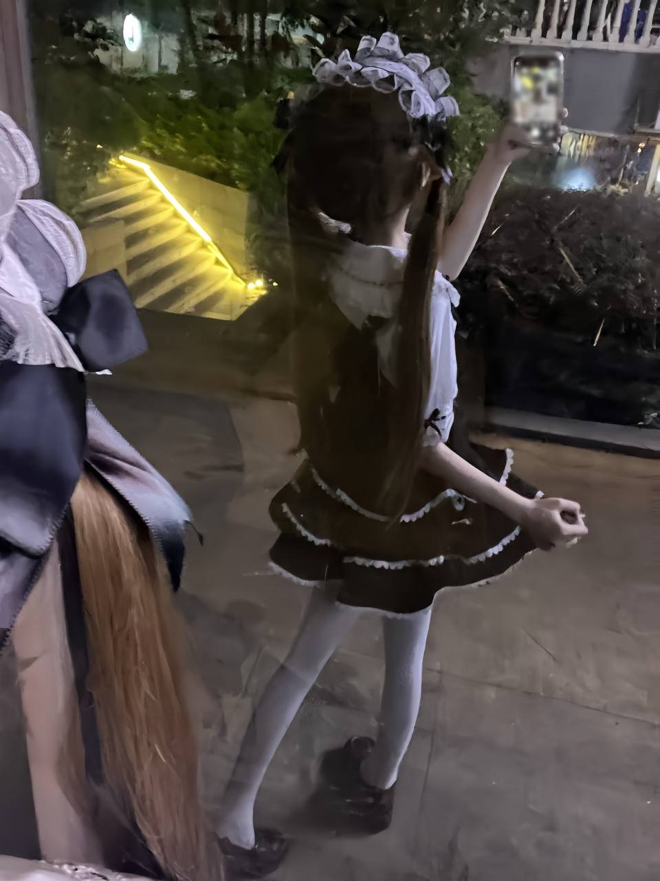 154090