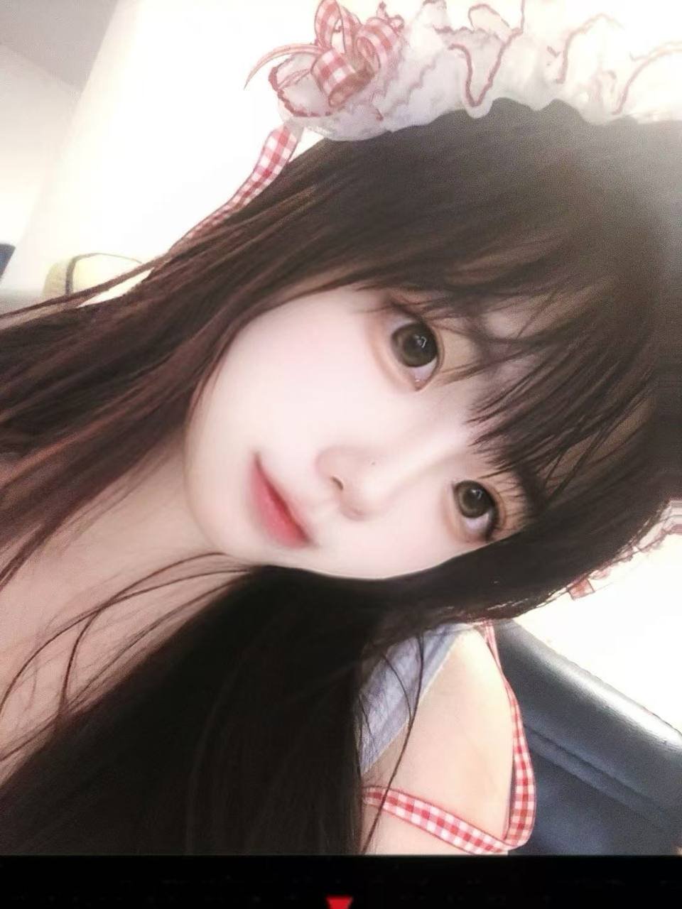 154096