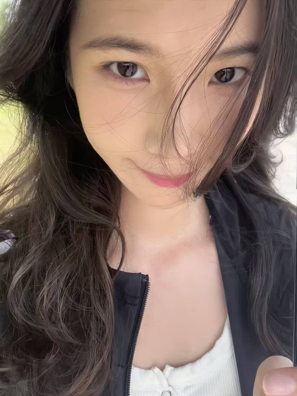 154104