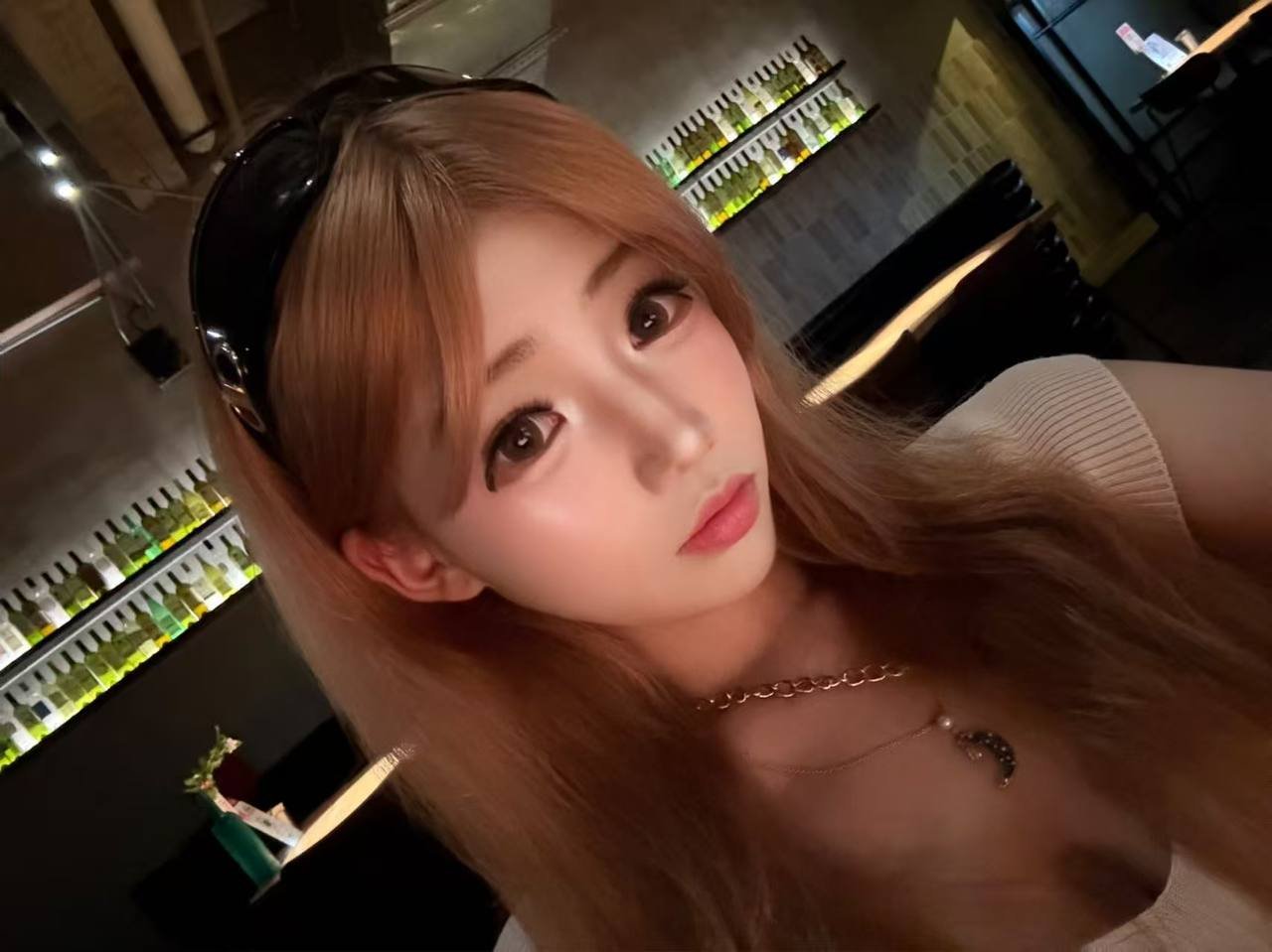154110