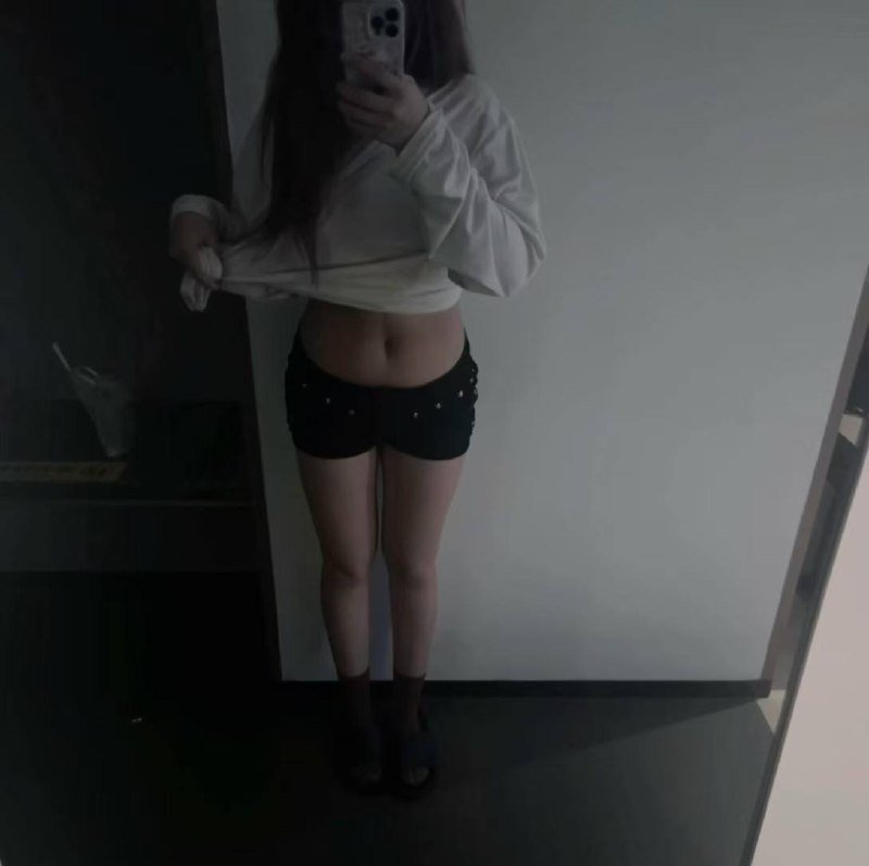 154235