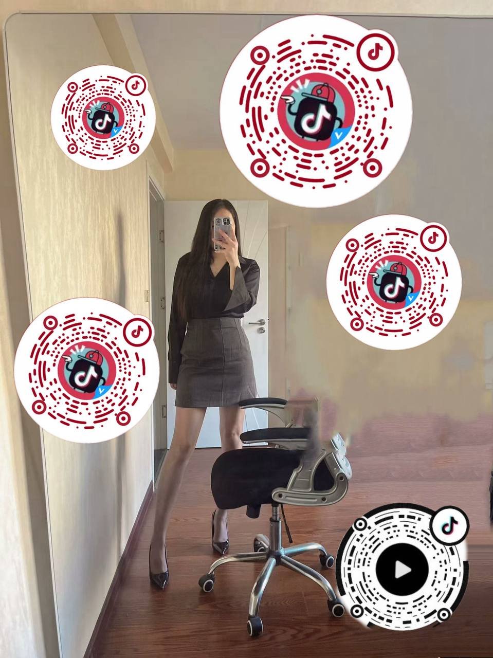 154478