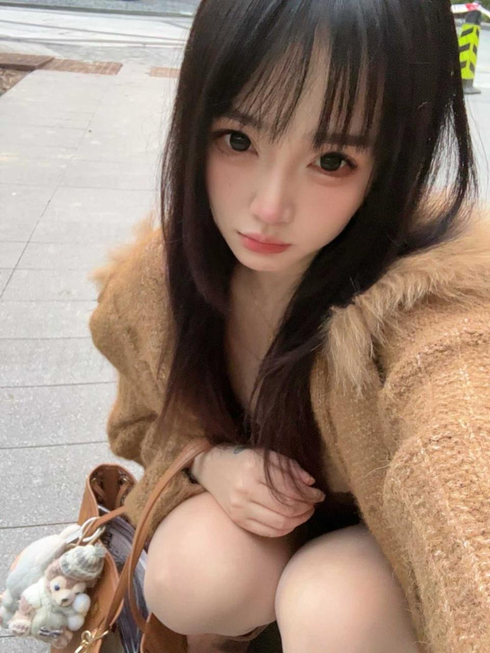 154558