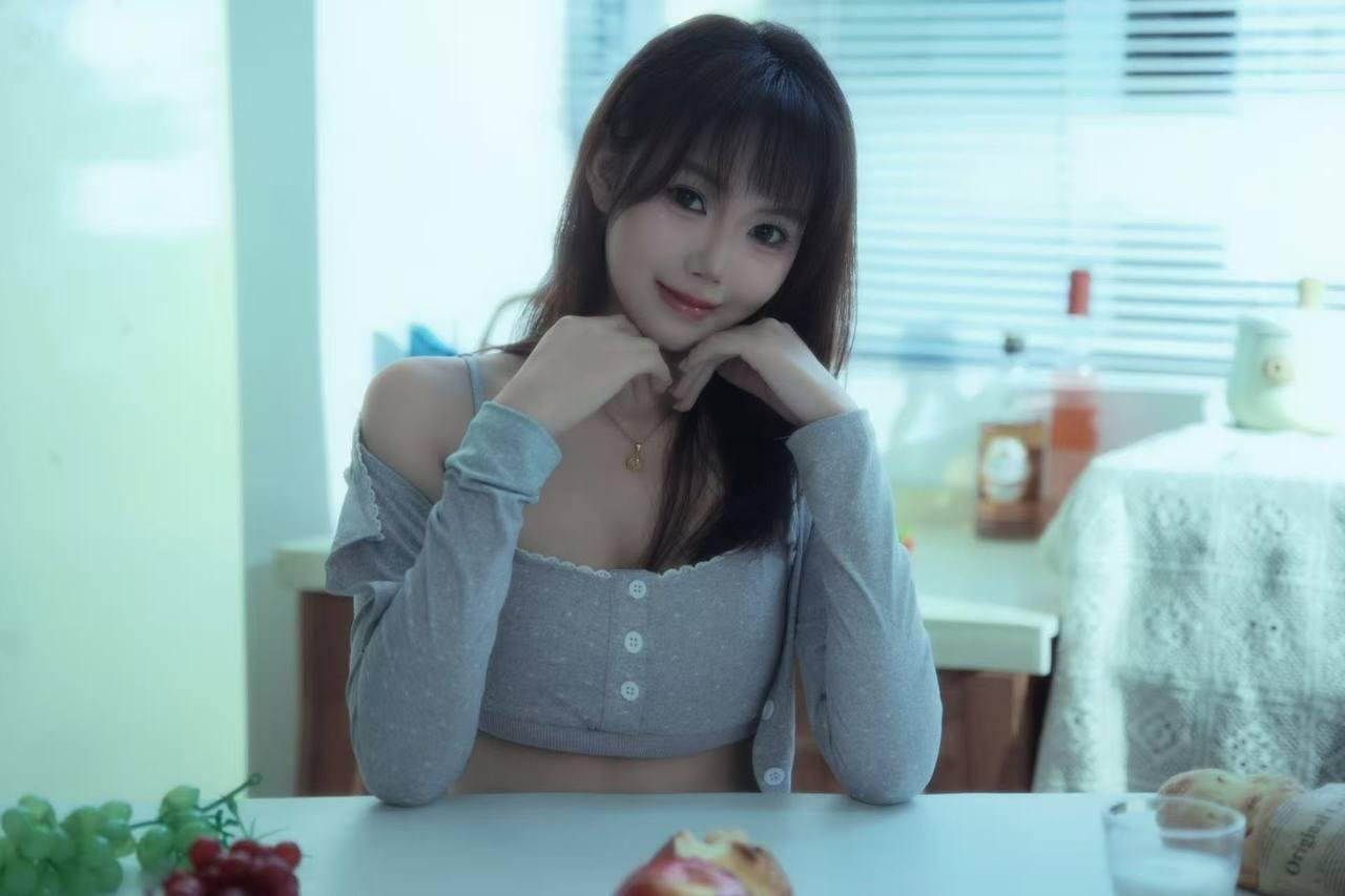 154578