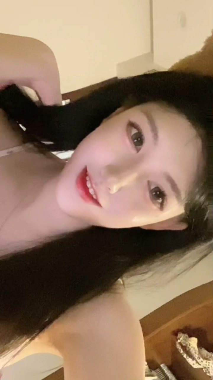 154582