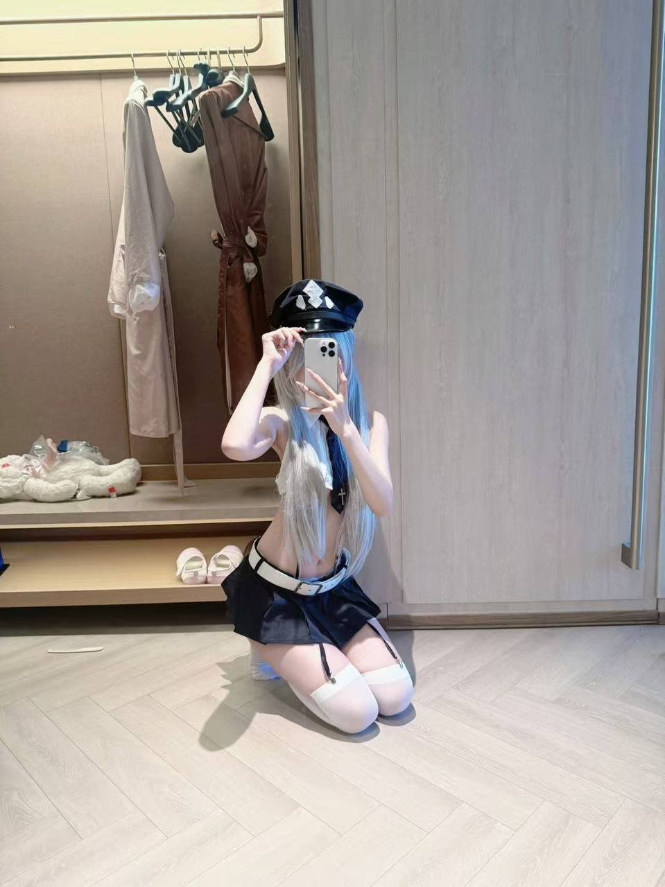 154670
