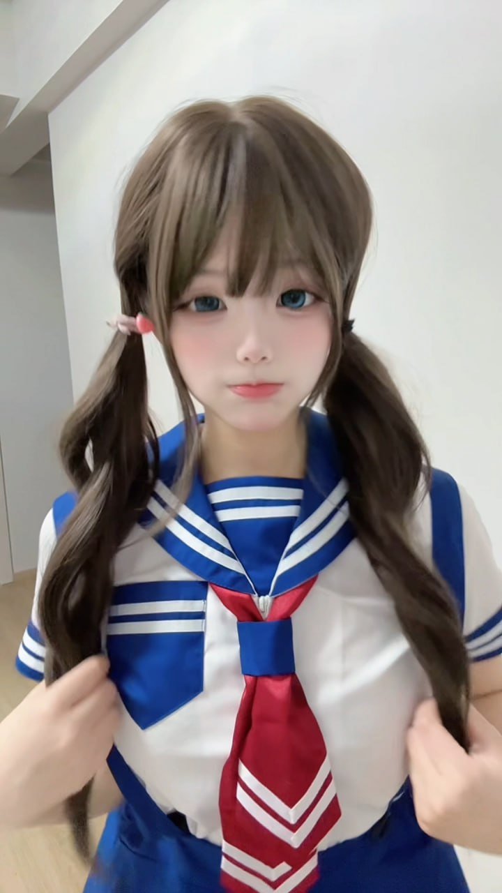 154684