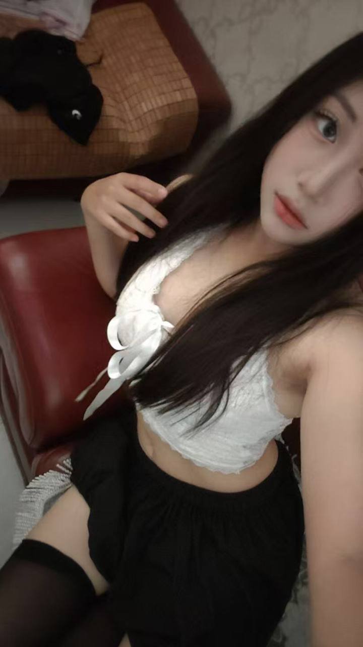 154880