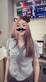 155597