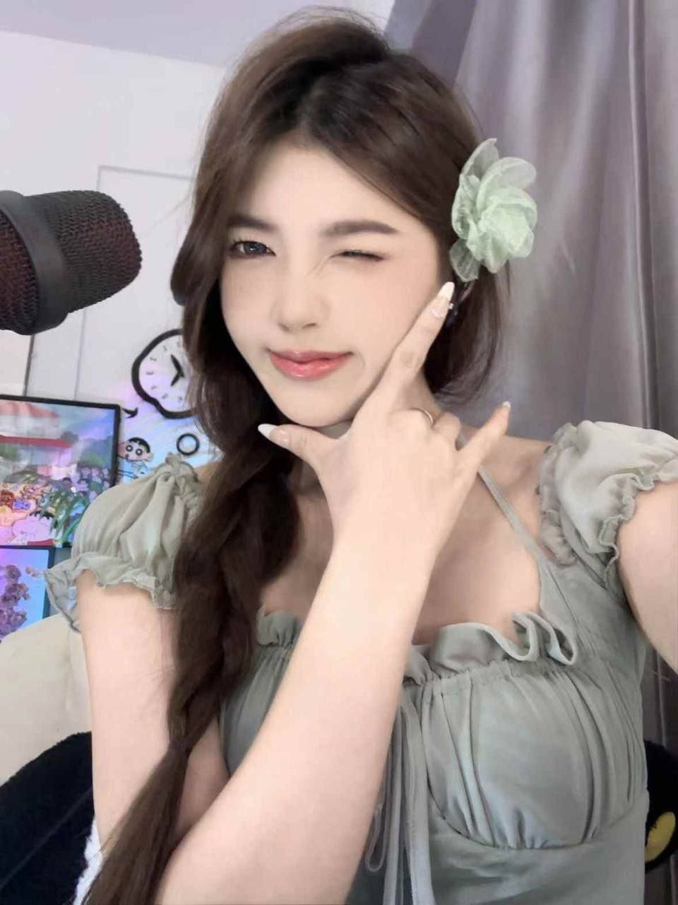 155808