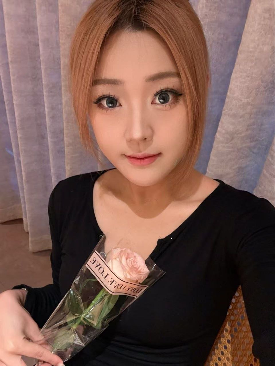 156023