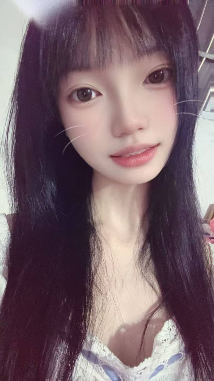 156047