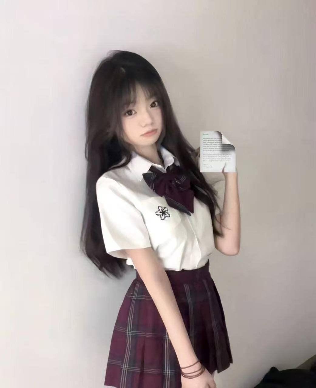 156047