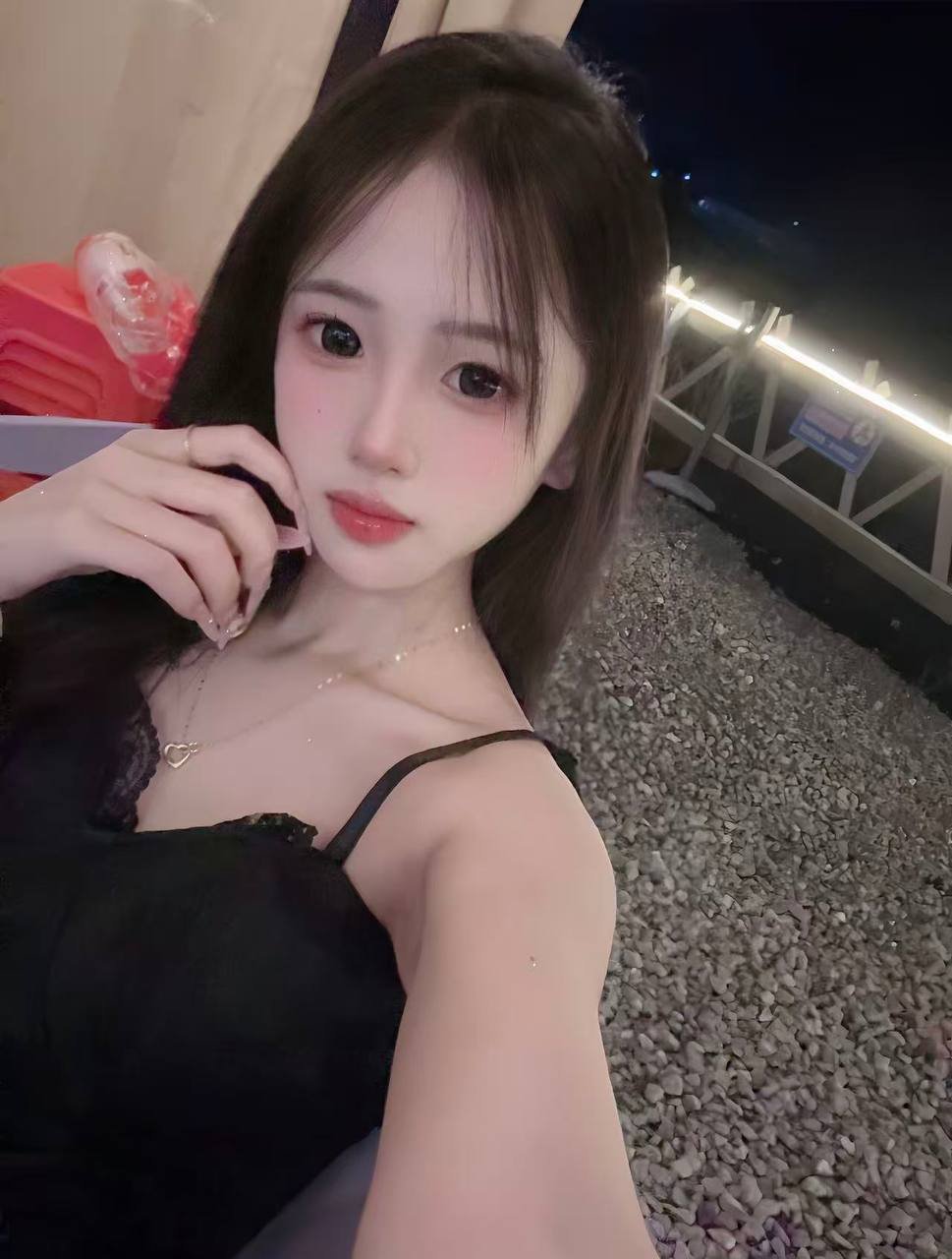 156054