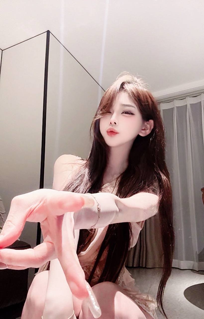 156056