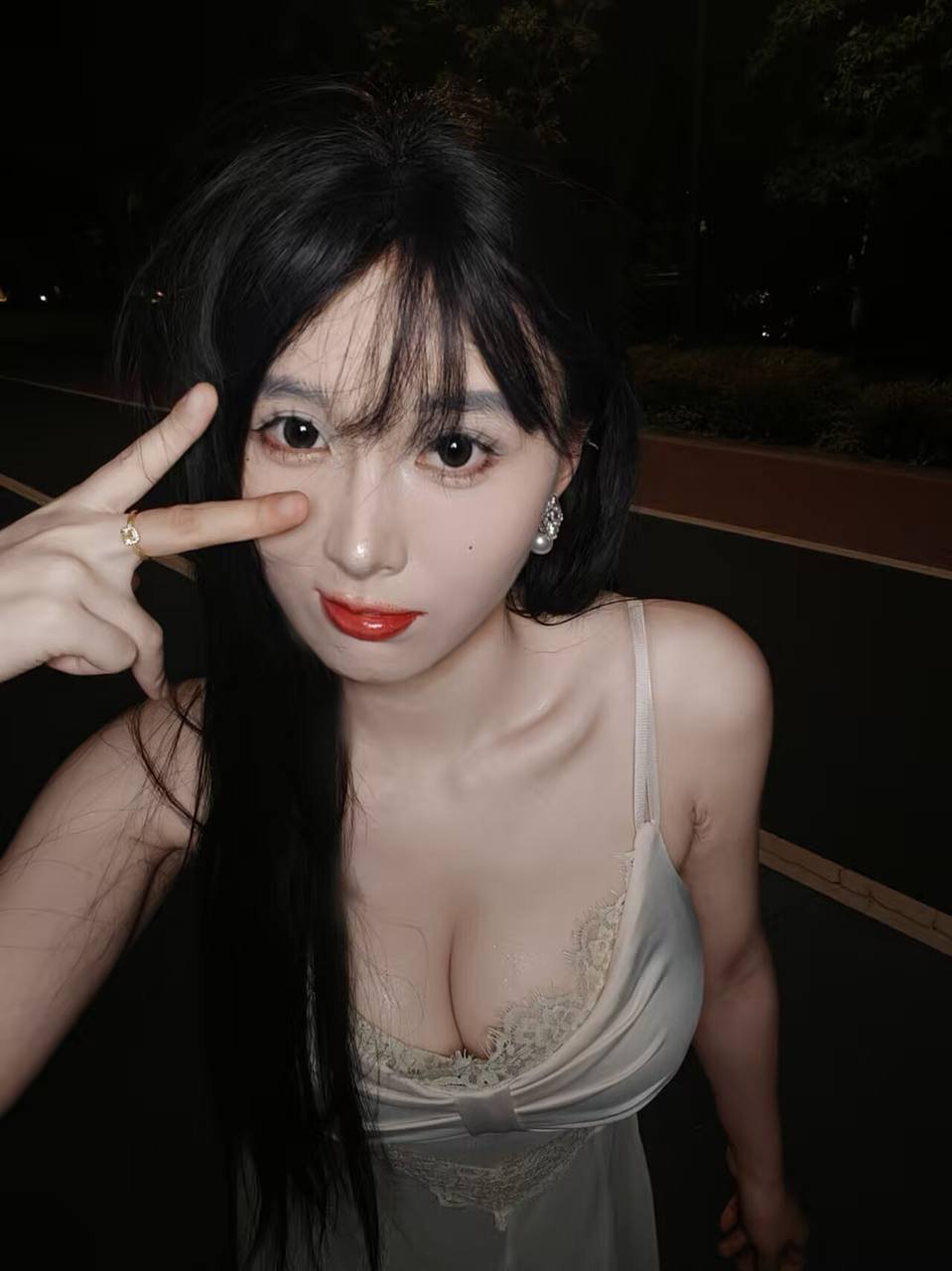156064
